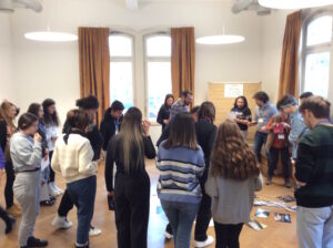 germany-oct-working-together-033